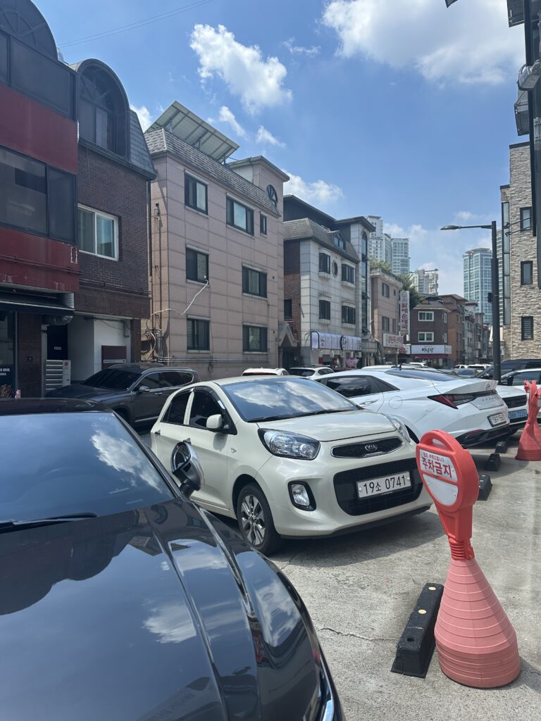 카츠살룬 주차장